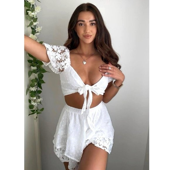 White Lace Trim Short Sleeve Crop Top and High Waist Mini Skirt Two Piece Set - Picture 6 of 14